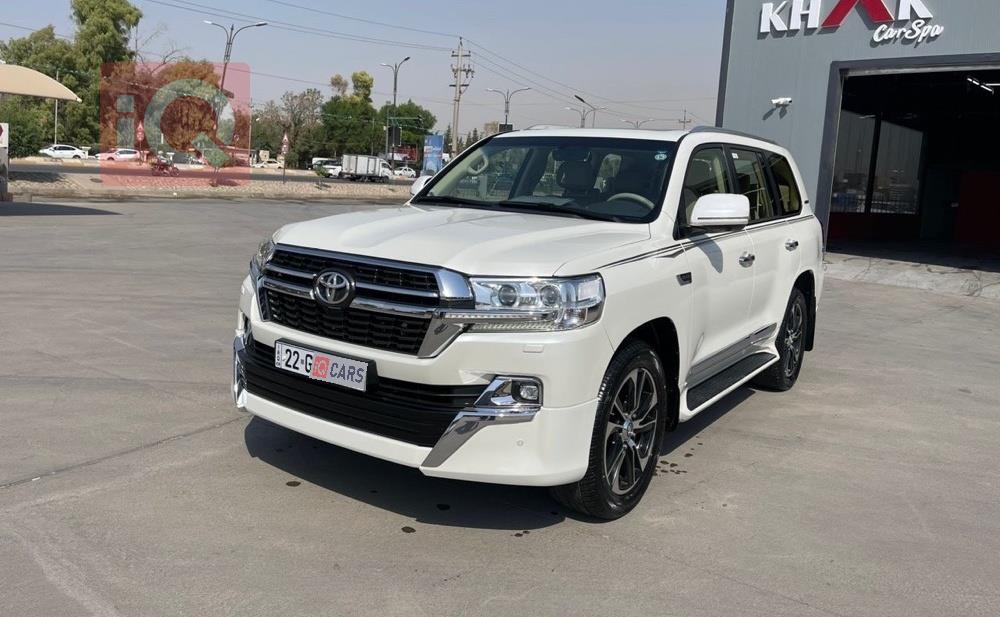 تويوتا لاندكروزر